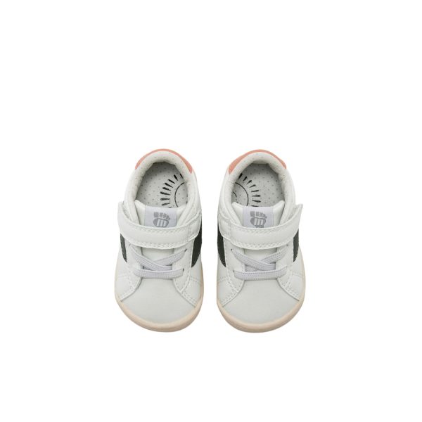 casual-barefoot-mustang-modern-bebe-kakhy-1.jpg